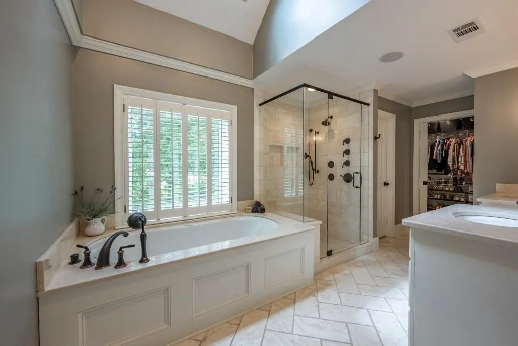 7690 Blandford Place, Sandy Springs, Georgia 30350, 6 Bedrooms Bedrooms, ,5 BathroomsBathrooms,Residential,Sold,7690 Blandford Place,6941847