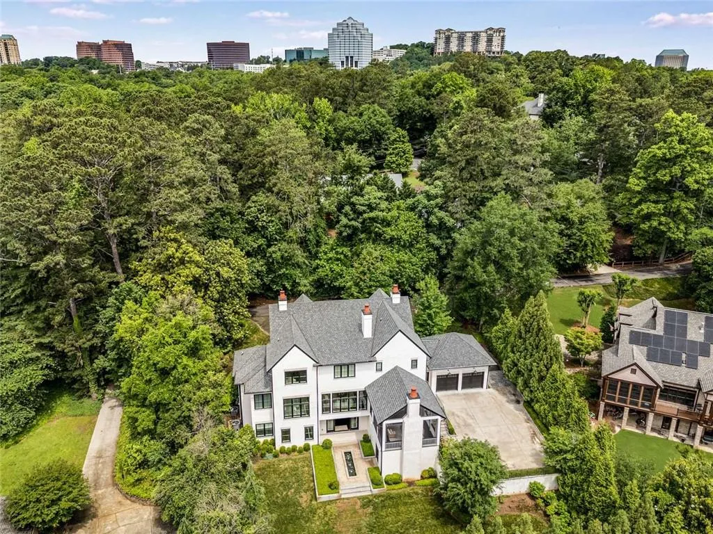 3773 Randall Road Se, Atlanta, Georgia 30339, 6 Bedrooms Bedrooms, ,5 BathroomsBathrooms,Residential,For Sale,3773 Randall Road Se,7582346