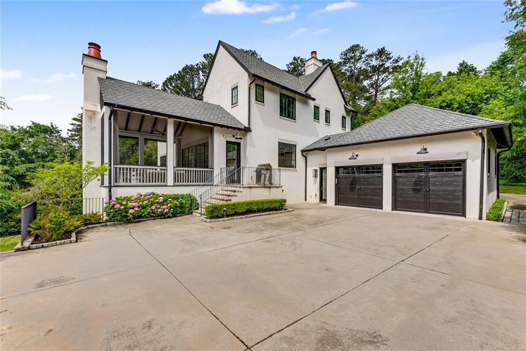 3773 Randall Road Se, Atlanta, Georgia 30339, 6 Bedrooms Bedrooms, ,5 BathroomsBathrooms,Residential,For Sale,3773 Randall Road Se,7582346