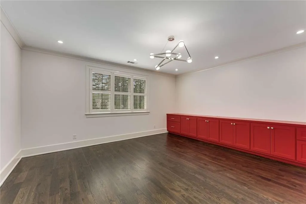 3773 Randall Road Se, Atlanta, Georgia 30339, 6 Bedrooms Bedrooms, ,5 BathroomsBathrooms,Residential,For Sale,3773 Randall Road Se,7582346