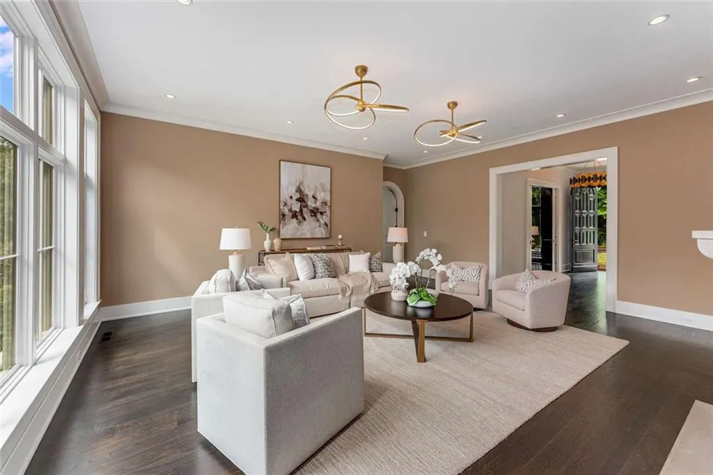 3773 Randall Road Se, Atlanta, Georgia 30339, 6 Bedrooms Bedrooms, ,5 BathroomsBathrooms,Residential,For Sale,3773 Randall Road Se,7582346