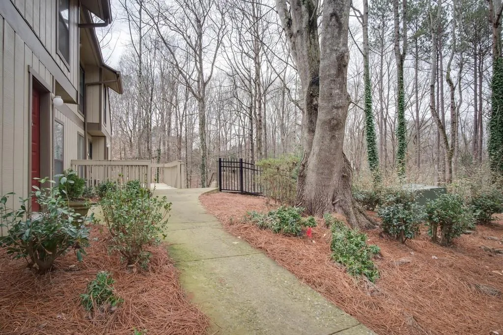 1610 Woodcliff Drive Unit 1610, Atlanta, Georgia 30350, 2 Bedrooms Bedrooms, ,2 BathroomsBathrooms,Residential,Sold,1610 Woodcliff Drive Unit 1610,6511693