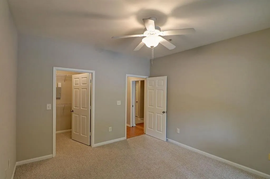 5641 Roswell Road Unit 105, Sandy Springs, Georgia 30342, 2 Bedrooms Bedrooms, ,2 BathroomsBathrooms,Residential,Sold,5641 Roswell Road Unit 105,5860339