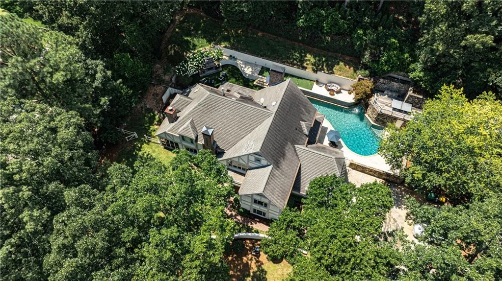 5755 Heards Forest Drive, Atlanta, Georgia 30328, 5 Bedrooms Bedrooms, ,5 BathroomsBathrooms,Residential,For Sale,5755 Heards Forest Drive,7598599