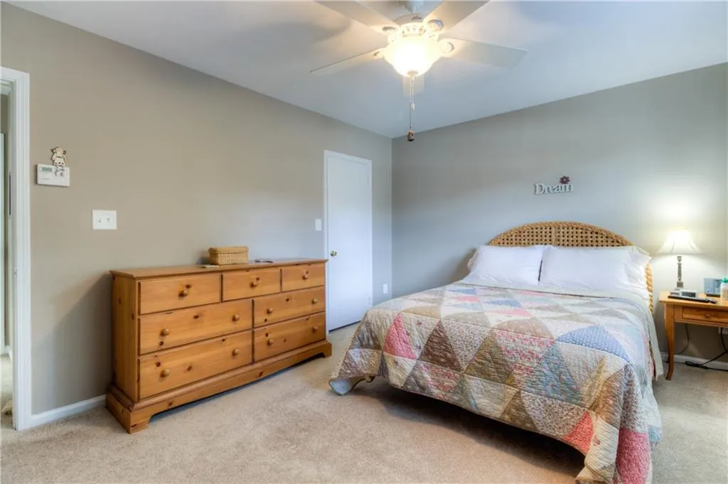 6520 Roswell Road Unit 89, Atlanta, Georgia 30328, 2 Bedrooms Bedrooms, ,1 BathroomBathrooms,Residential,Sold,6520 Roswell Road Unit 89,5918620