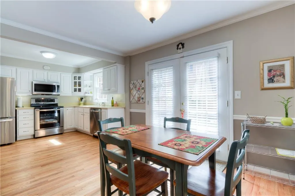 6520 Roswell Road Unit 89, Atlanta, Georgia 30328, 2 Bedrooms Bedrooms, ,1 BathroomBathrooms,Residential,Sold,6520 Roswell Road Unit 89,5918620