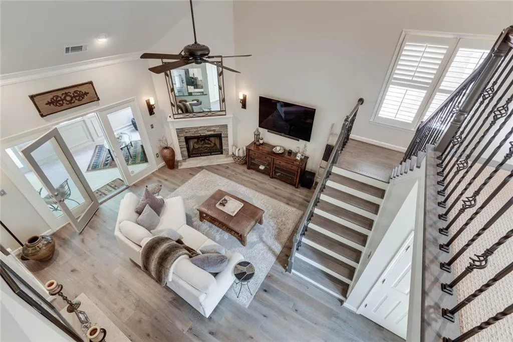 35 Westfair Court, Atlanta, Georgia 30328, 3 Bedrooms Bedrooms, ,2 BathroomsBathrooms,Residential,Sold,35 Westfair Court,6963428