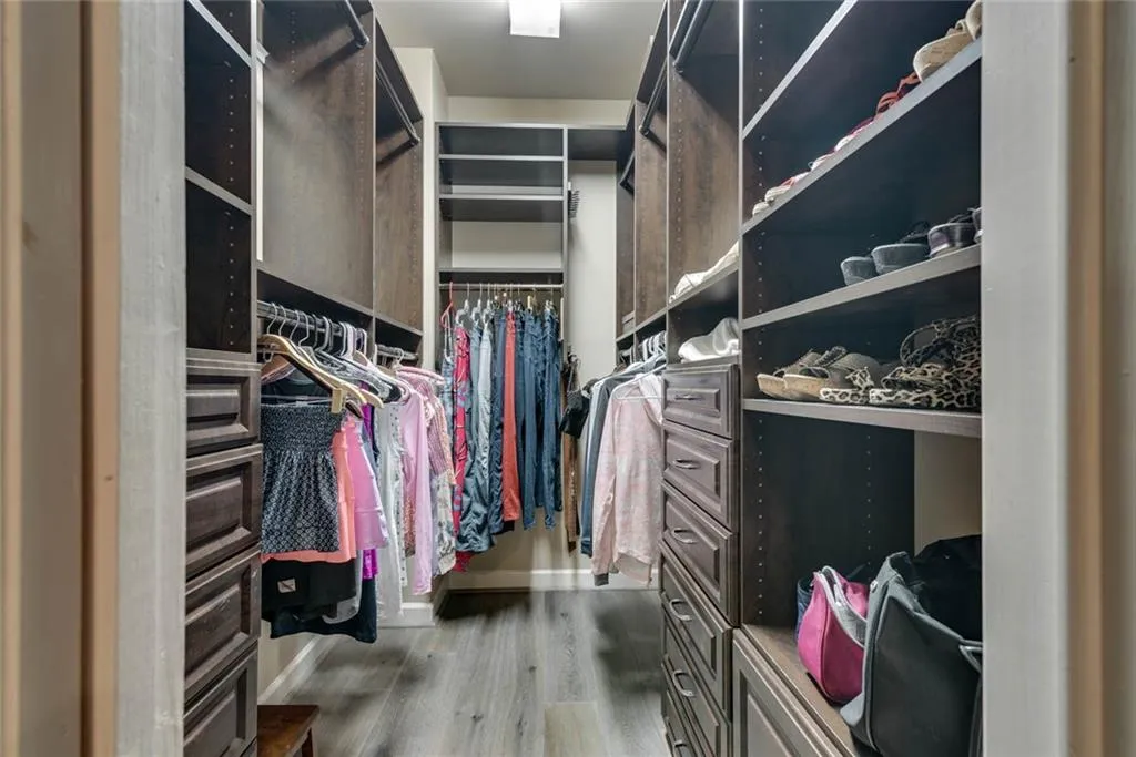 35 Westfair Court, Atlanta, Georgia 30328, 3 Bedrooms Bedrooms, ,2 BathroomsBathrooms,Residential,Sold,35 Westfair Court,6963428