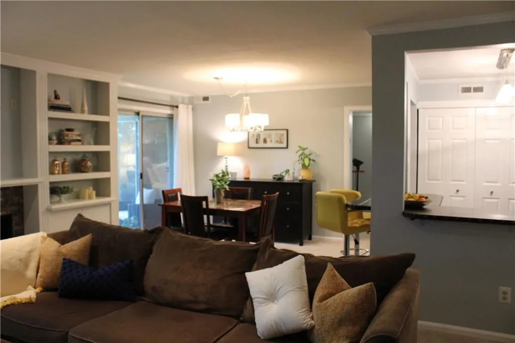 5400 Roswell Road Unit L11, Atlanta, Georgia 30342, 2 Bedrooms Bedrooms, ,2 BathroomsBathrooms,Residential,Sold,5400 Roswell Road Unit L11,6090381 5400 Roswell Road Unit L11, Atlanta, Georgia 30342, 2 Bedrooms Bedrooms, ,2 BathroomsBathrooms,Residential,Sold,5400 Roswell Road Unit L11,6090381