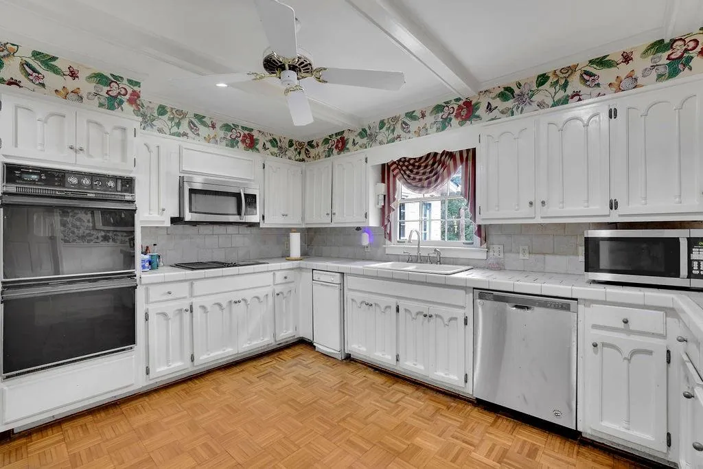 180 Spalding Mill, Atlanta, Georgia 30350, 5 Bedrooms Bedrooms, ,5 BathroomsBathrooms,Residential,For Sale,180 Spalding Mill,7698429