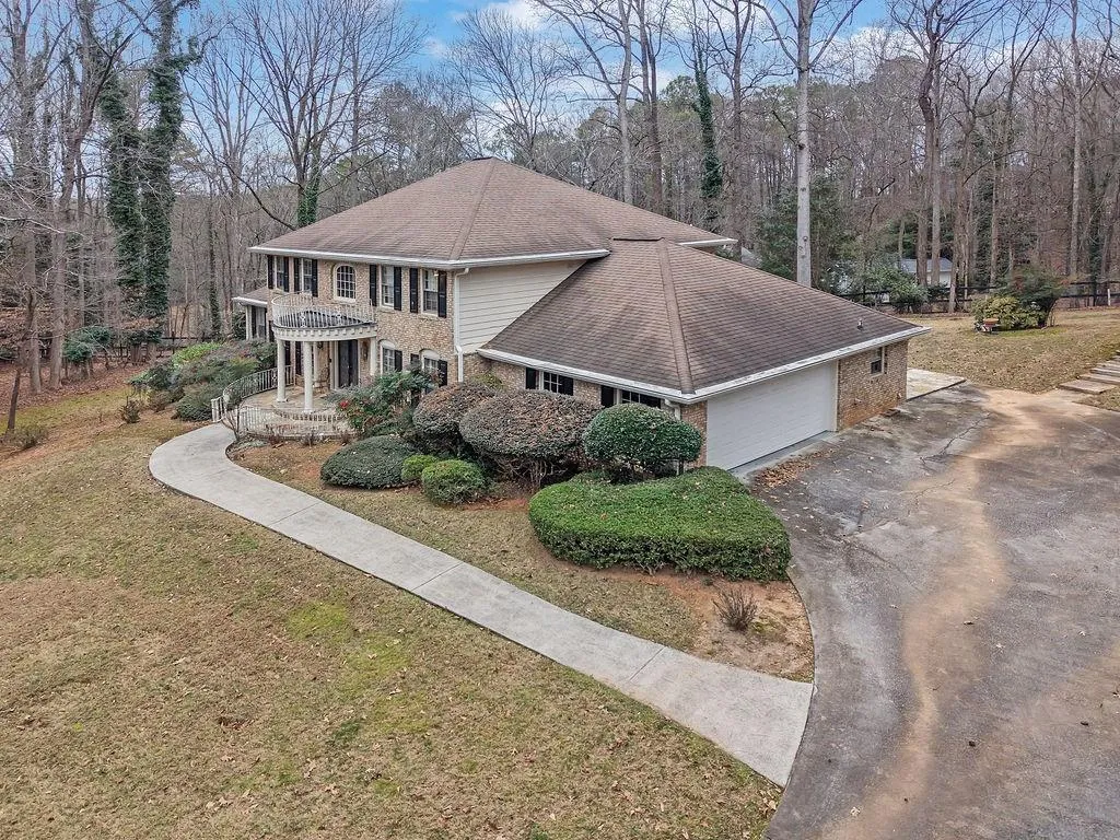 180 Spalding Mill, Atlanta, Georgia 30350, 5 Bedrooms Bedrooms, ,5 BathroomsBathrooms,Residential,For Sale,180 Spalding Mill,7698429