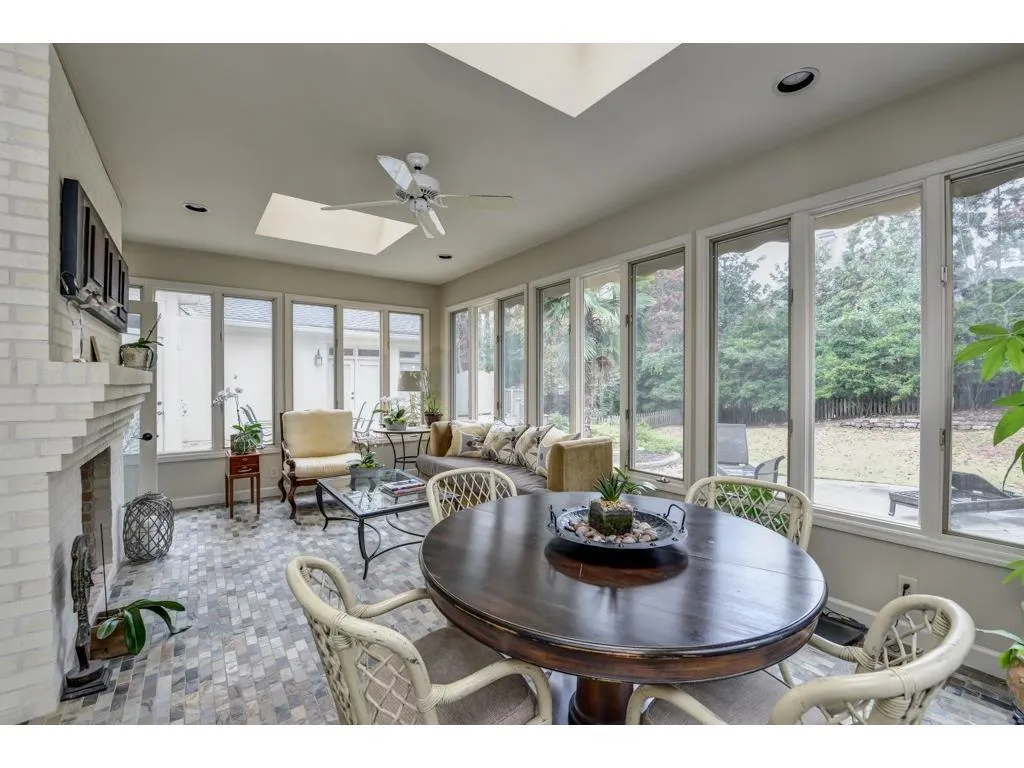 5490 New Wellington Close, Atlanta, Georgia 30327, 6 Bedrooms Bedrooms, ,5 BathroomsBathrooms,Residential,Sold,5490 New Wellington Close,5834445