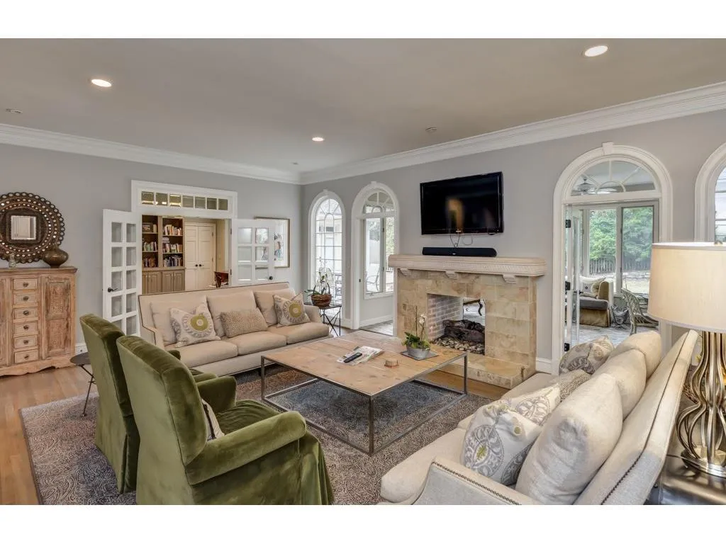5490 New Wellington Close, Atlanta, Georgia 30327, 6 Bedrooms Bedrooms, ,5 BathroomsBathrooms,Residential,Sold,5490 New Wellington Close,5834445