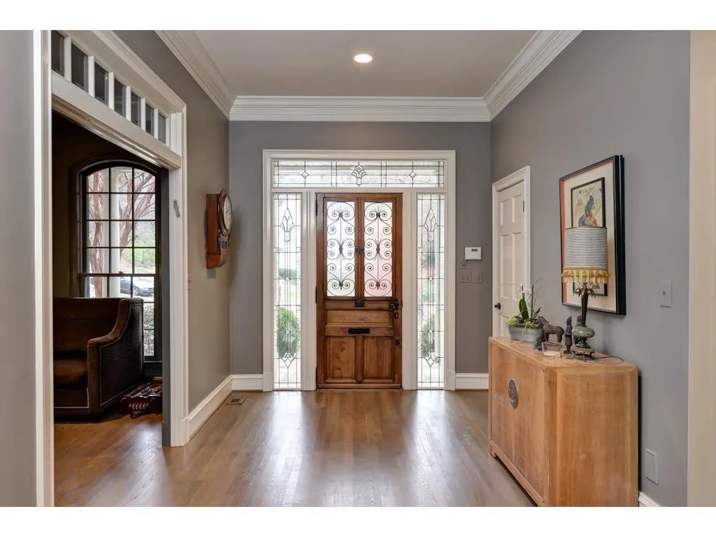 5490 New Wellington Close, Atlanta, Georgia 30327, 6 Bedrooms Bedrooms, ,5 BathroomsBathrooms,Residential,Sold,5490 New Wellington Close,5834445