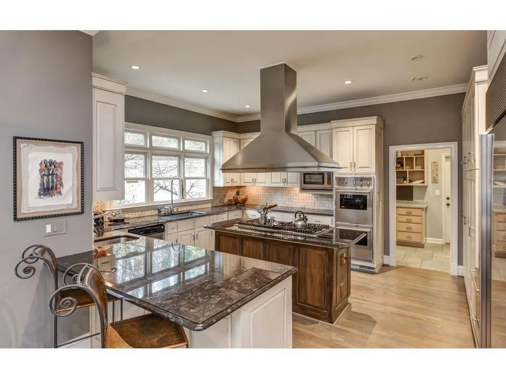 5490 New Wellington Close, Atlanta, Georgia 30327, 6 Bedrooms Bedrooms, ,5 BathroomsBathrooms,Residential,Sold,5490 New Wellington Close,5834445