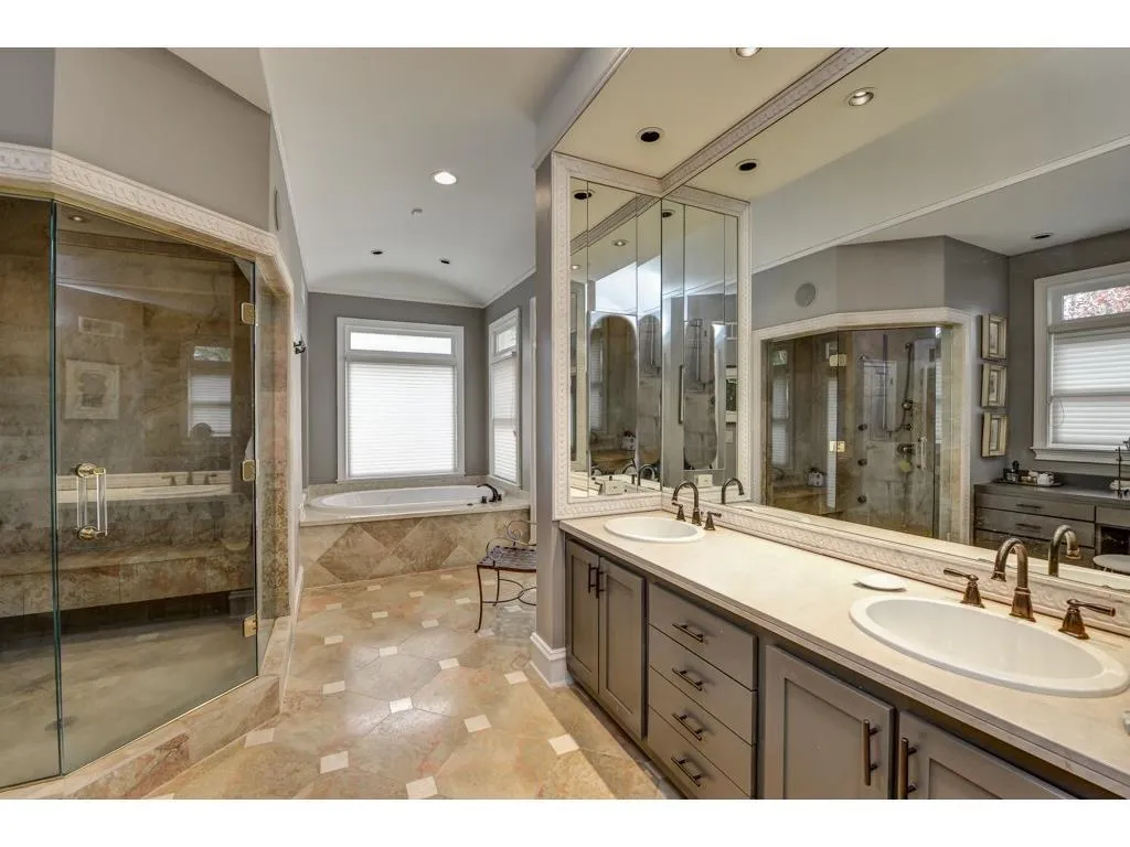 5490 New Wellington Close, Atlanta, Georgia 30327, 6 Bedrooms Bedrooms, ,5 BathroomsBathrooms,Residential,Sold,5490 New Wellington Close,5834445