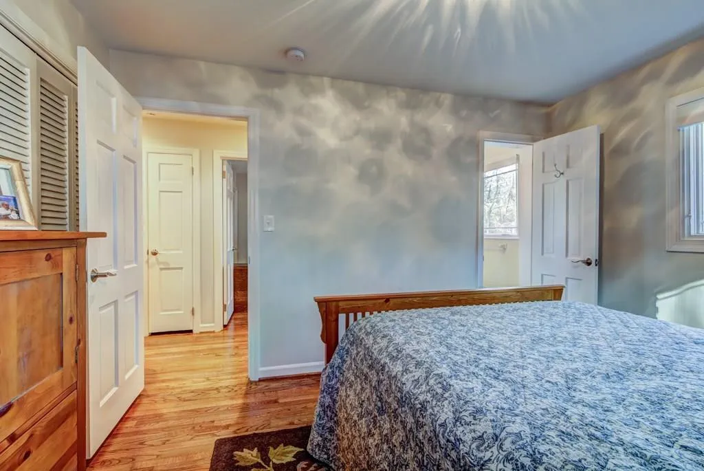 460 Mossyvale Way, Atlanta, Georgia 30328, 3 Bedrooms Bedrooms, ,2 BathroomsBathrooms,Residential,Sold,460 Mossyvale Way,5957664