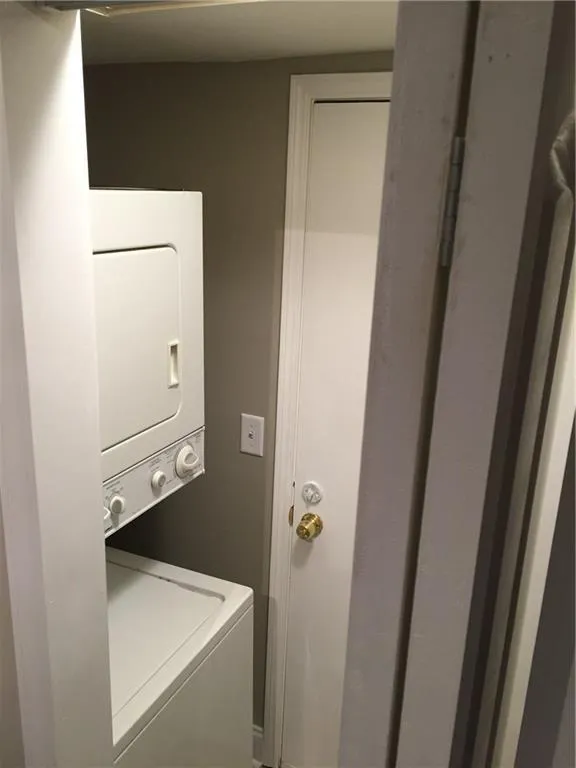 6851 Roswell Road Unit A5, Atlanta, Georgia 30328, 2 Bedrooms Bedrooms, ,2 BathroomsBathrooms,Residential,Sold,6851 Roswell Road Unit A5,6019072