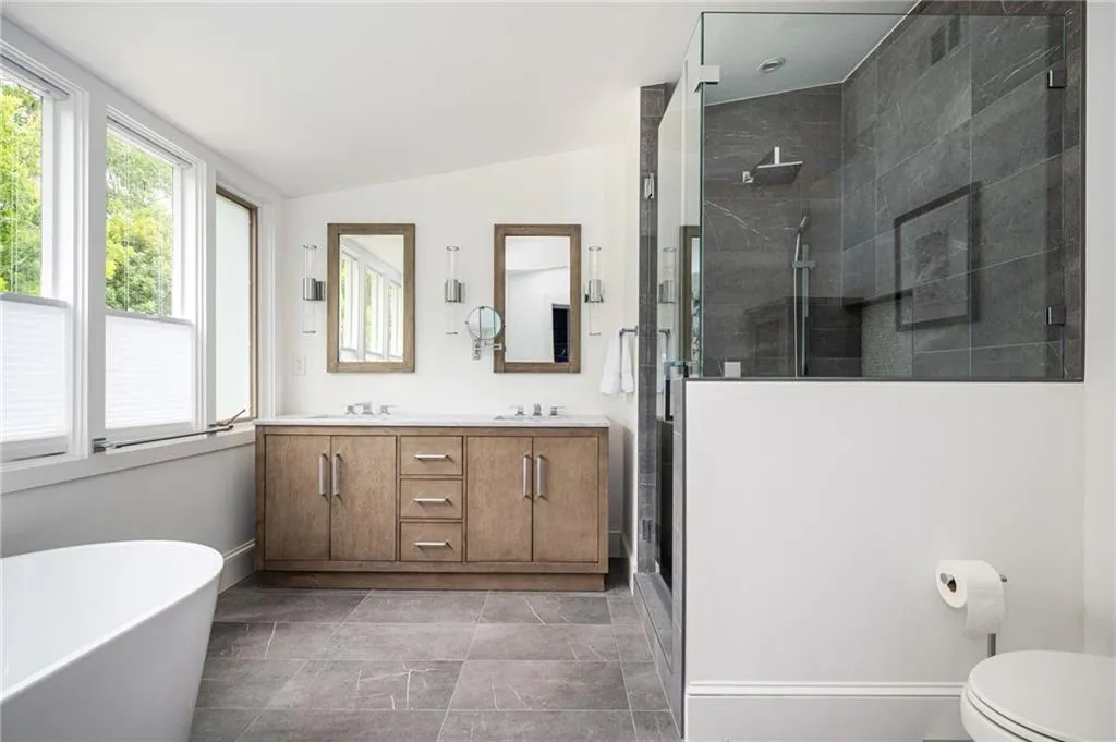 Additional view of primary bathroom