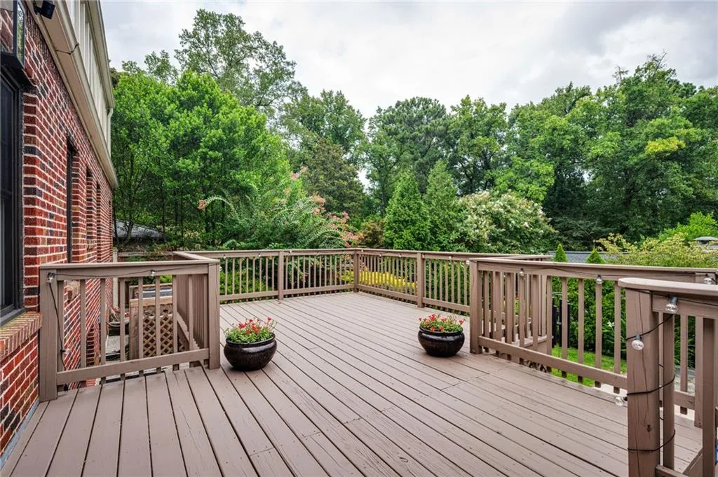 Additional view of deck