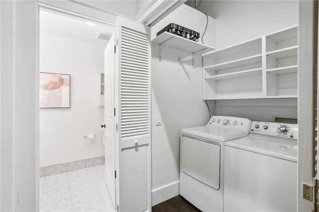 6105 Blue Stone Road Unit 209, Atlanta, Georgia 30328, 2 Bedrooms Bedrooms, ,2 BathroomsBathrooms,Residential,Sold,6105 Blue Stone Road Unit 209,7391433