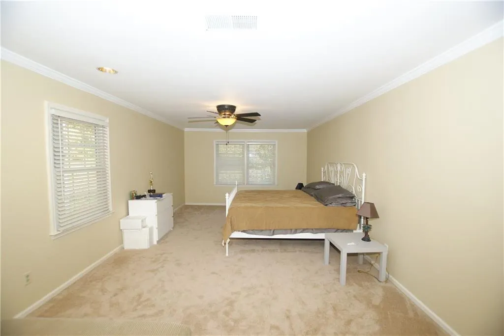 5263 Glenridge Drive, Atlanta, Georgia 30342, 3 Bedrooms Bedrooms, ,3 BathroomsBathrooms,Residential,Sold,5263 Glenridge Drive,5772900