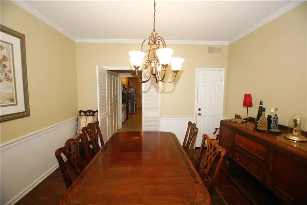 5263 Glenridge Drive, Atlanta, Georgia 30342, 3 Bedrooms Bedrooms, ,3 BathroomsBathrooms,Residential,Sold,5263 Glenridge Drive,5772900