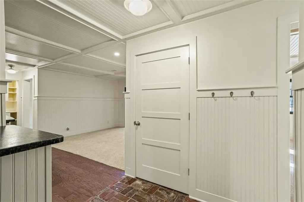 706 Barrington Hills Drive, Atlanta, Georgia 30350, 2 Bedrooms Bedrooms, ,2 BathroomsBathrooms,Residential,Sold,706 Barrington Hills Drive,7546337