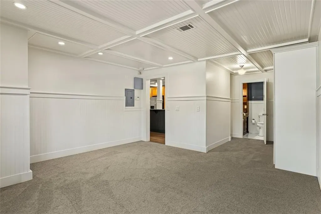 706 Barrington Hills Drive, Atlanta, Georgia 30350, 2 Bedrooms Bedrooms, ,2 BathroomsBathrooms,Residential,Sold,706 Barrington Hills Drive,7546337