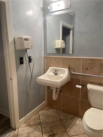 1170