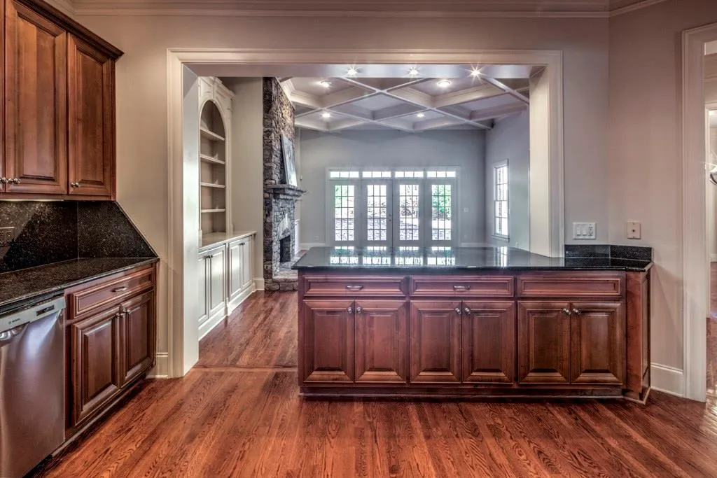 705 Estate Way, Atlanta, Georgia 30319, 5 Bedrooms Bedrooms, ,5 BathroomsBathrooms,Residential,Sold,705 Estate Way,5971899