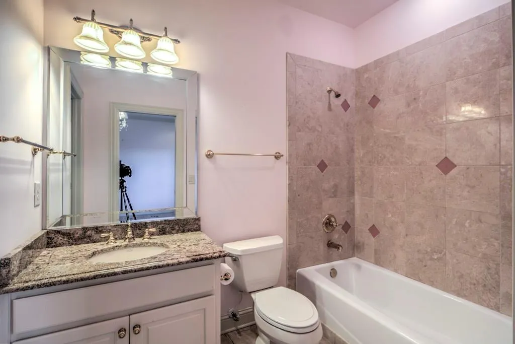 705 Estate Way, Atlanta, Georgia 30319, 5 Bedrooms Bedrooms, ,5 BathroomsBathrooms,Residential,Sold,705 Estate Way,5971899