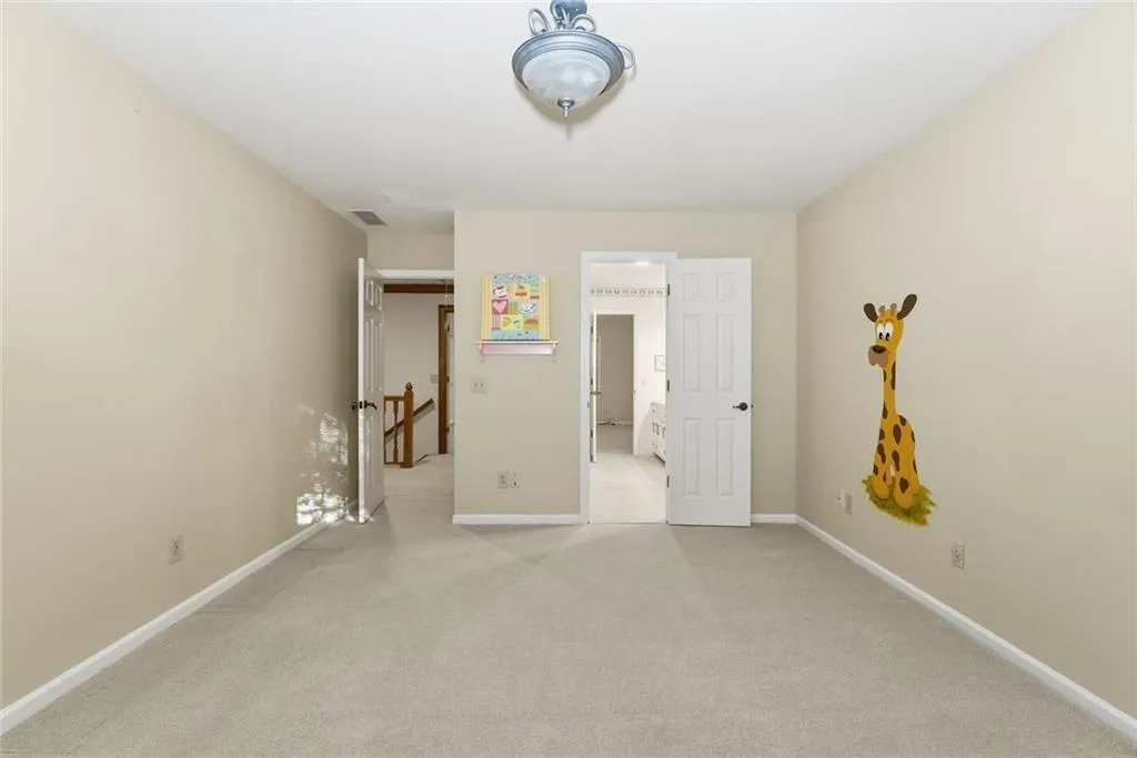 180 Valley Cove, Sandy Springs, Georgia 30350, 6 Bedrooms Bedrooms, ,4 BathroomsBathrooms,Residential,Sold,180 Valley Cove,7677987