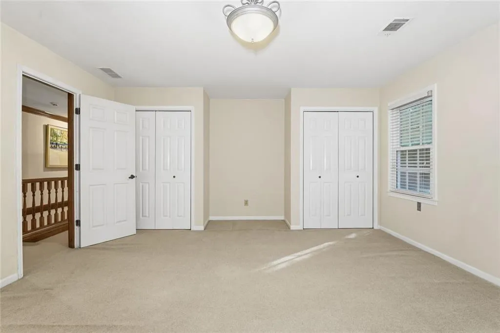 180 Valley Cove, Sandy Springs, Georgia 30350, 6 Bedrooms Bedrooms, ,4 BathroomsBathrooms,Residential,Sold,180 Valley Cove,7677987