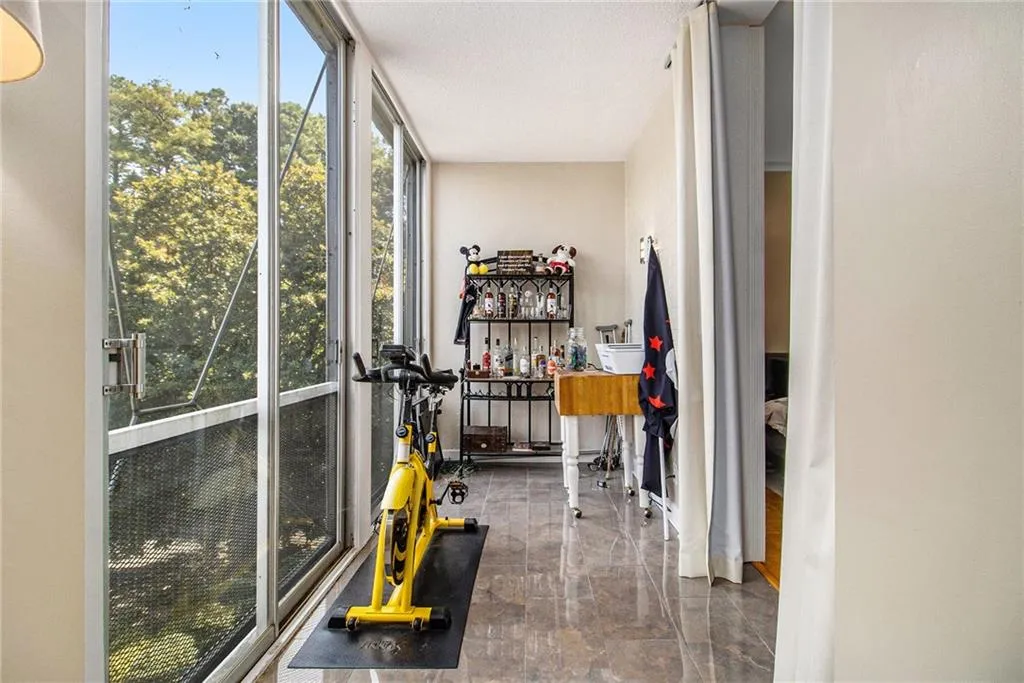 130 26th Street Nw Unit 404, Atlanta, Georgia 30309, 1 Bedroom Bedrooms, ,1 BathroomBathrooms,Residential,For Sale,130 26th Street Nw Unit 404,7646728