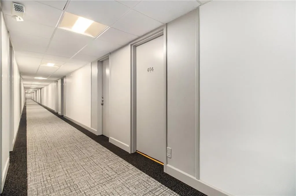 130 26th Street Nw Unit 404, Atlanta, Georgia 30309, 1 Bedroom Bedrooms, ,1 BathroomBathrooms,Residential,For Sale,130 26th Street Nw Unit 404,7646728