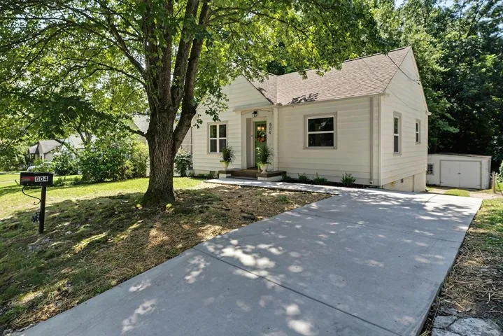 804 Berkeley Avenue Nw, Atlanta, Georgia 30318