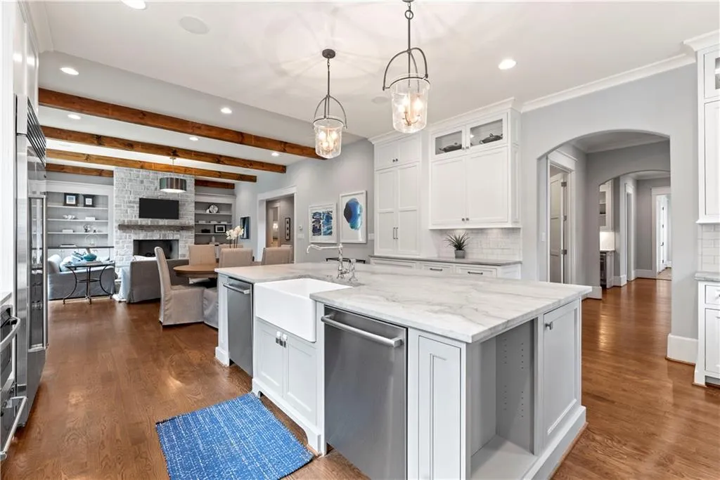 4535 Lake Forrest Drive, Atlanta, Georgia 30342, 7 Bedrooms Bedrooms, ,7 BathroomsBathrooms,Residential,Sold,4535 Lake Forrest Drive,6942907