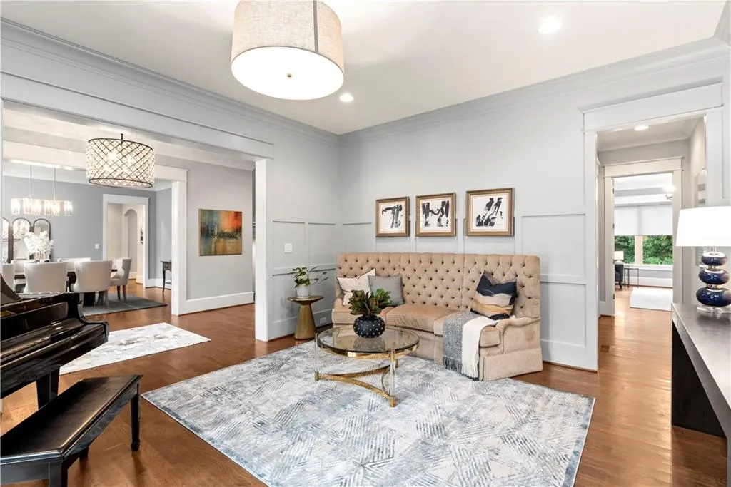 4535 Lake Forrest Drive, Atlanta, Georgia 30342, 7 Bedrooms Bedrooms, ,7 BathroomsBathrooms,Residential,Sold,4535 Lake Forrest Drive,6942907