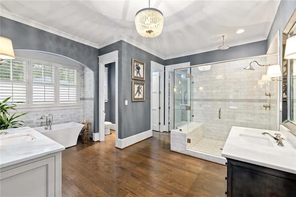 4535 Lake Forrest Drive, Atlanta, Georgia 30342, 7 Bedrooms Bedrooms, ,7 BathroomsBathrooms,Residential,Sold,4535 Lake Forrest Drive,6942907