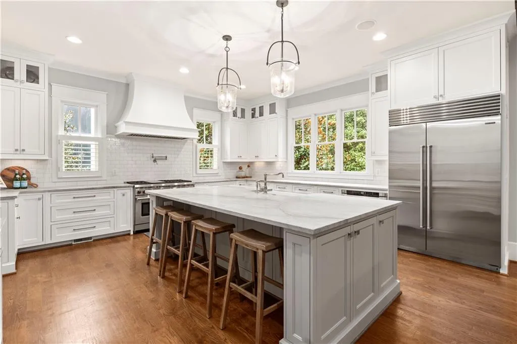 4535 Lake Forrest Drive, Atlanta, Georgia 30342, 7 Bedrooms Bedrooms, ,7 BathroomsBathrooms,Residential,Sold,4535 Lake Forrest Drive,6942907