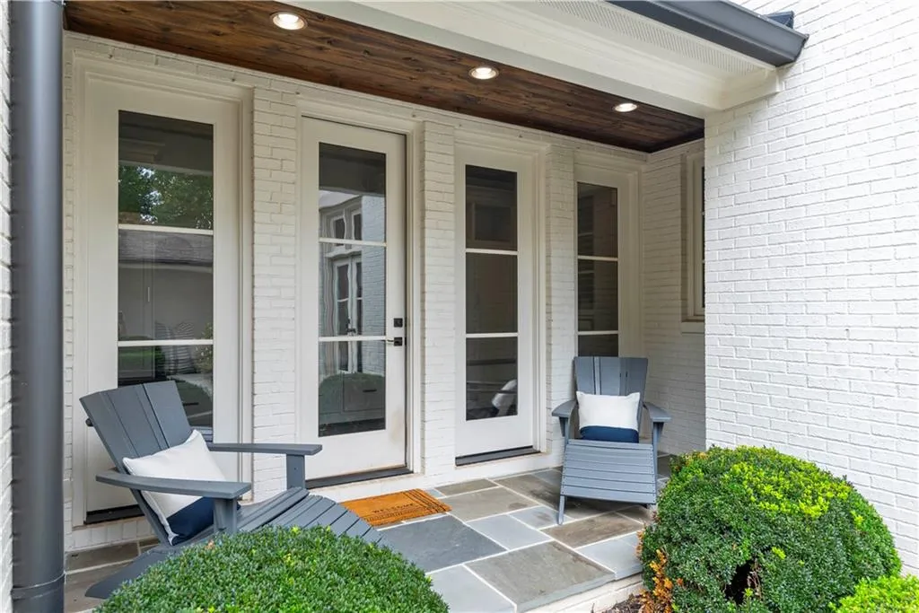 4535 Lake Forrest Drive, Atlanta, Georgia 30342, 7 Bedrooms Bedrooms, ,7 BathroomsBathrooms,Residential,Sold,4535 Lake Forrest Drive,6942907