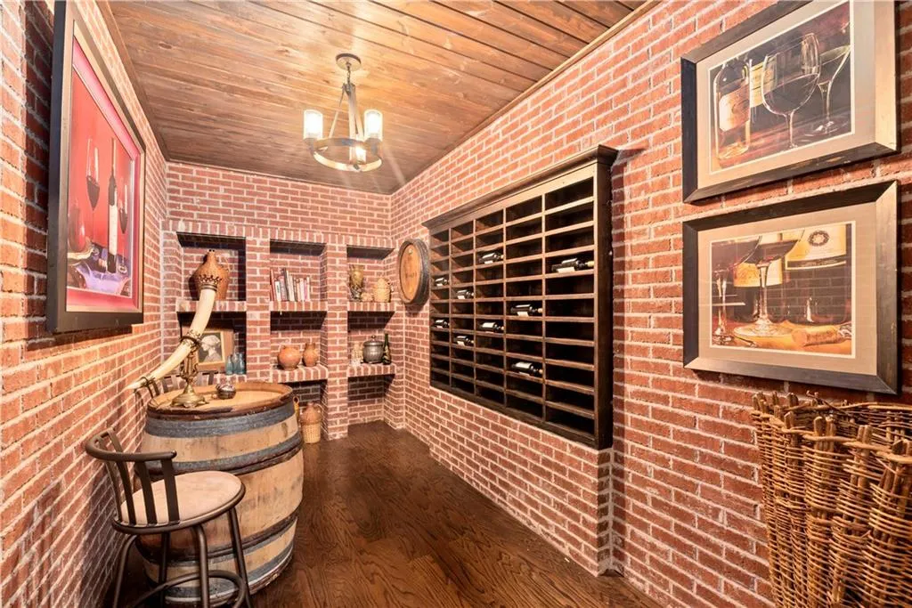 4535 Lake Forrest Drive, Atlanta, Georgia 30342, 7 Bedrooms Bedrooms, ,7 BathroomsBathrooms,Residential,Sold,4535 Lake Forrest Drive,6942907