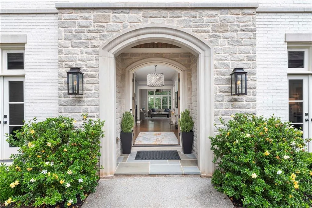 4535 Lake Forrest Drive, Atlanta, Georgia 30342, 7 Bedrooms Bedrooms, ,7 BathroomsBathrooms,Residential,Sold,4535 Lake Forrest Drive,6942907