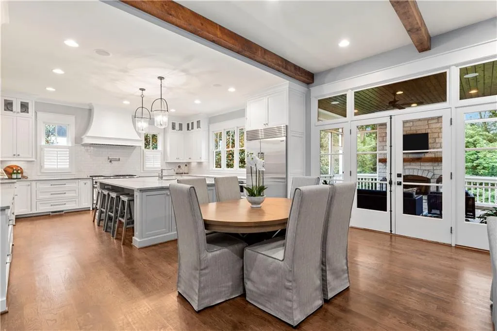 4535 Lake Forrest Drive, Atlanta, Georgia 30342, 7 Bedrooms Bedrooms, ,7 BathroomsBathrooms,Residential,Sold,4535 Lake Forrest Drive,6942907