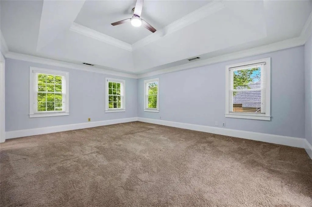 7525 S Spalding S, Sandy Springs, Georgia 30350, 5 Bedrooms Bedrooms, ,4 BathroomsBathrooms,Residential,For Sale,7525 S Spalding S,7760505
