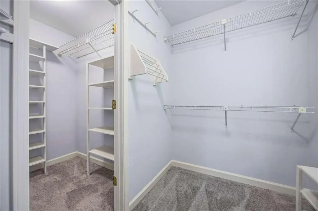 7525 S Spalding S, Sandy Springs, Georgia 30350, 5 Bedrooms Bedrooms, ,4 BathroomsBathrooms,Residential,For Sale,7525 S Spalding S,7760505