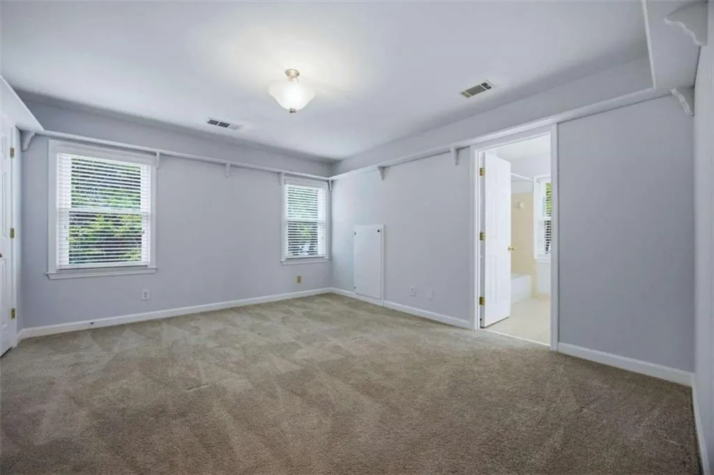 7525 S Spalding S, Sandy Springs, Georgia 30350, 5 Bedrooms Bedrooms, ,4 BathroomsBathrooms,Residential,For Sale,7525 S Spalding S,7760505