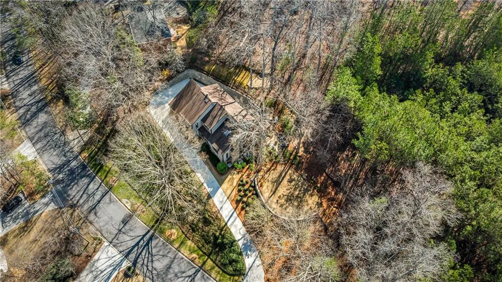 6055 Blackwater Trail, Atlanta, Georgia 30328, 5 Bedrooms Bedrooms, ,3 BathroomsBathrooms,Residential,Sold,6055 Blackwater Trail,7541251
