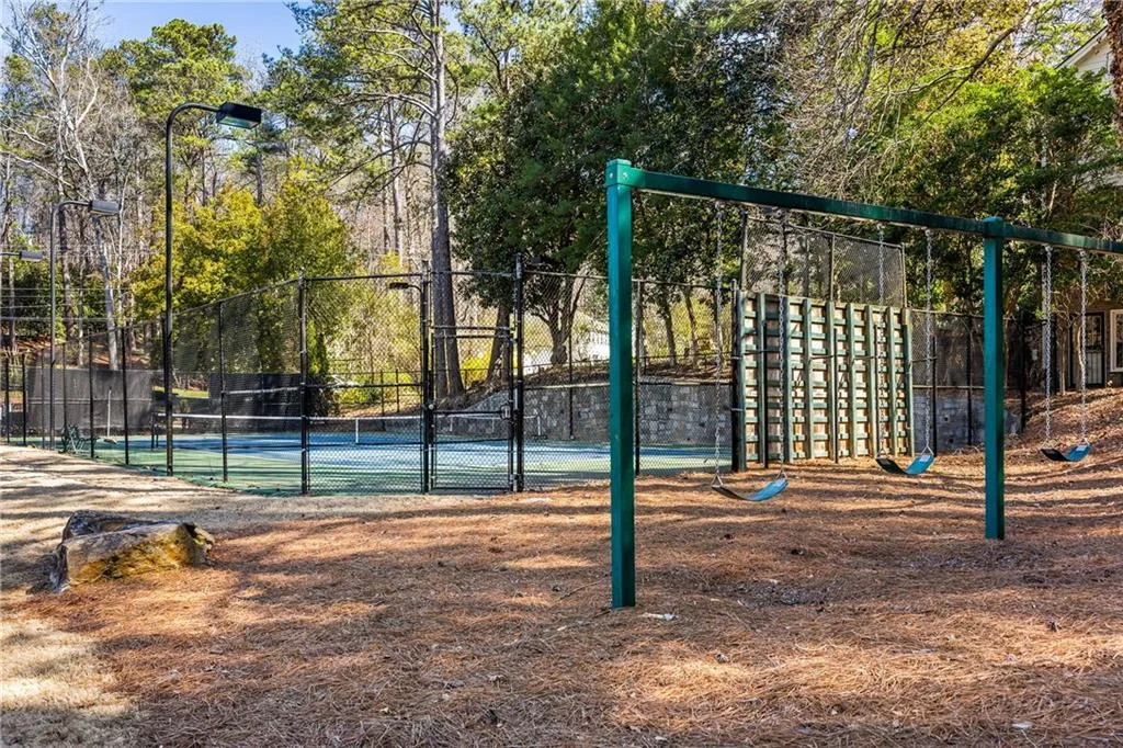 6055 Blackwater Trail, Atlanta, Georgia 30328, 5 Bedrooms Bedrooms, ,3 BathroomsBathrooms,Residential,Sold,6055 Blackwater Trail,7541251